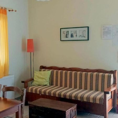 Lourantos Bayside Apartments バティ エクステリア 写真